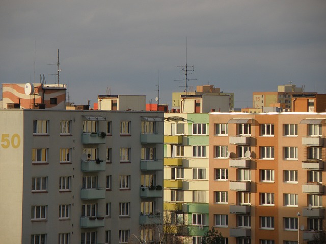 Bytovka, vnútro-blok.jpg