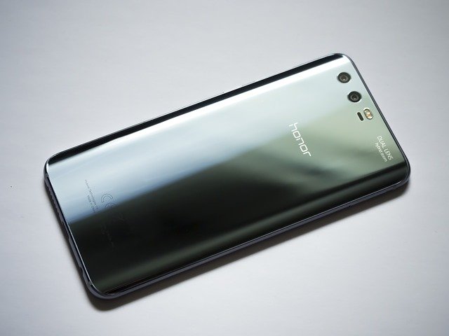Mobil Huawei.jpg